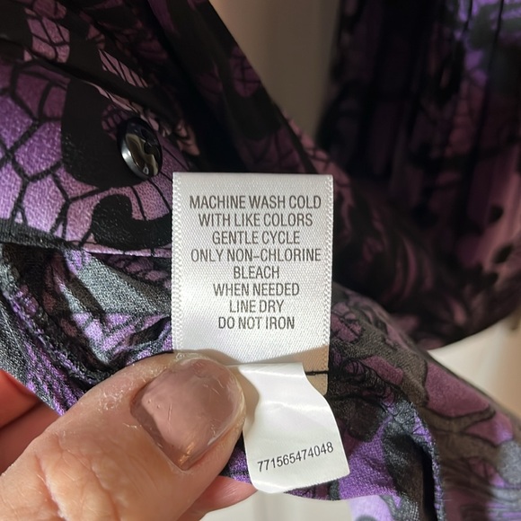 APT 9 pleated long bell sleeve button up shirt purple and black lace pattern 2X - Picture 8 of 13